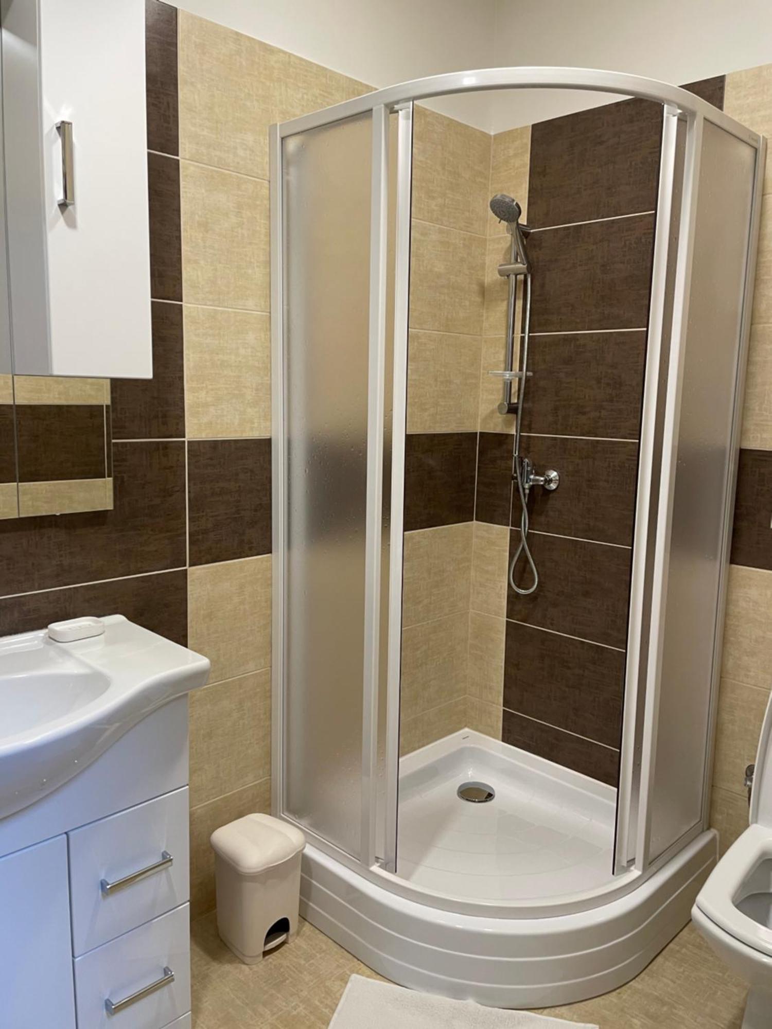 Studia Maxim Apartman Frýdek-Místek Kültér fotó